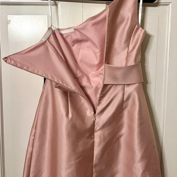 Alfred Sung Draped One-Shoulder Satin Maxi Dress Pockets Toasted Sugar 4 AS‎ IS - Picture 9 of 16